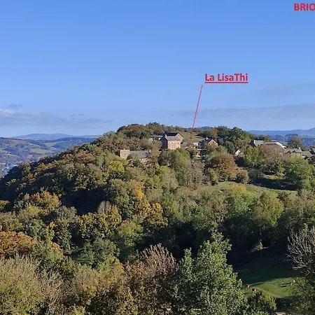 Lili De La Lisathi *