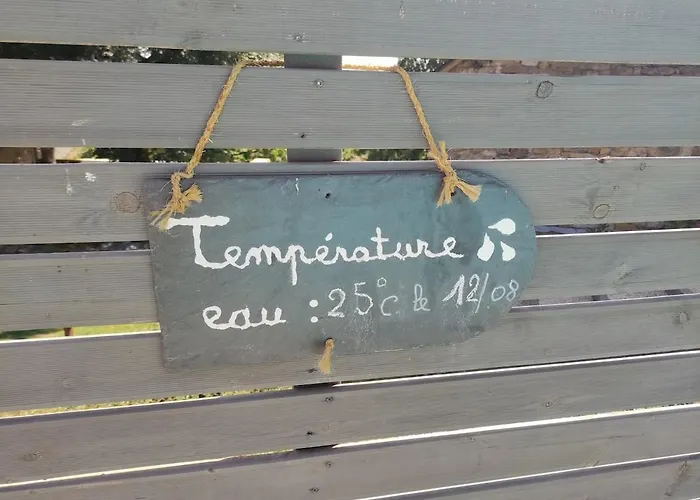 Lili De La Lisathi *