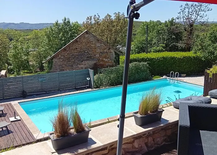 Lili De La Lisathi Casa de Férias Palmas d'Aveyron